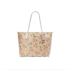 NWT Coach CF444 City Tote In Signature Canvas With Heart Cherry Print Authentic